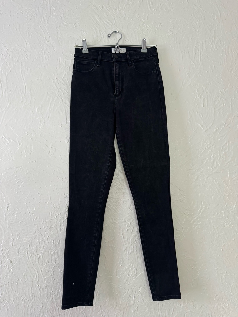 Abercrombie & Fitch Black High-Rise Skinny Jeans
